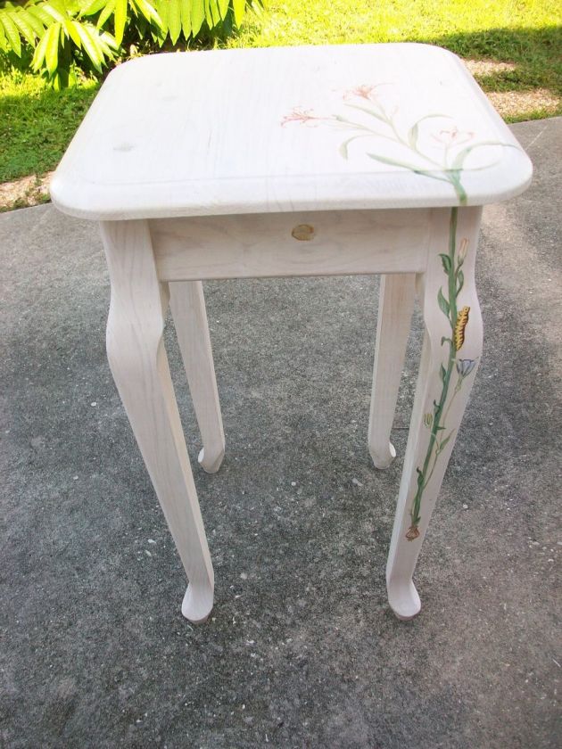 Flowers Shabby Chic Cottage Side Table End Hollywood Regency French 